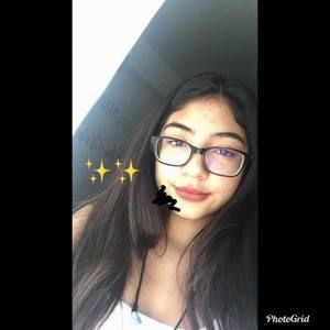 Meet your Posher, Maxine